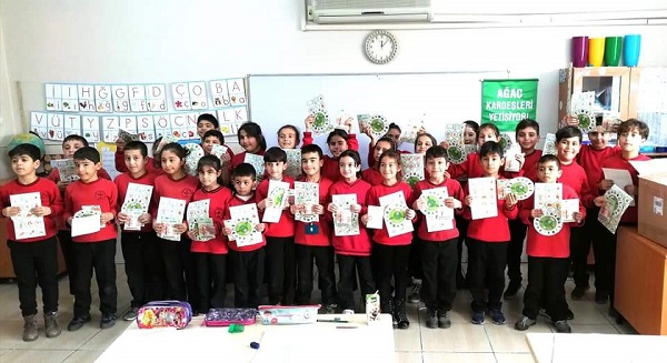 Ağaç Kardeşliği Projesi Kozan’da iki okulda başlandı