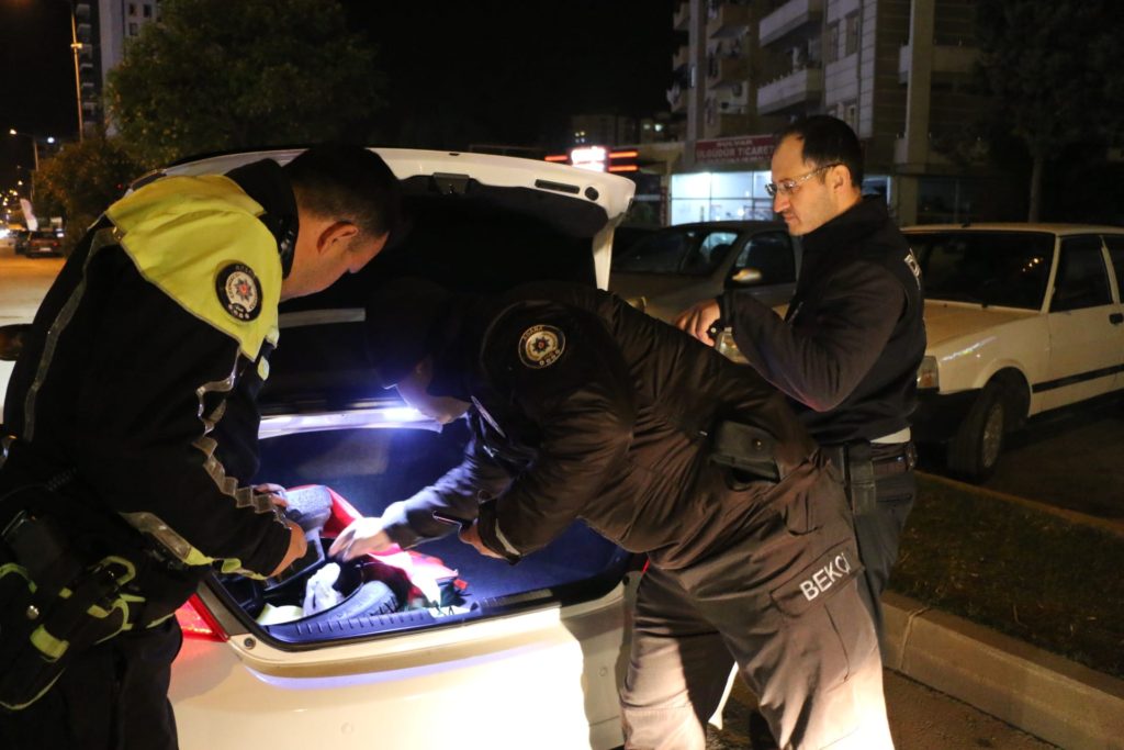Kozan’da Huzur Güven Uygulaması Yapıldı 956 Kişi Sorgulandı