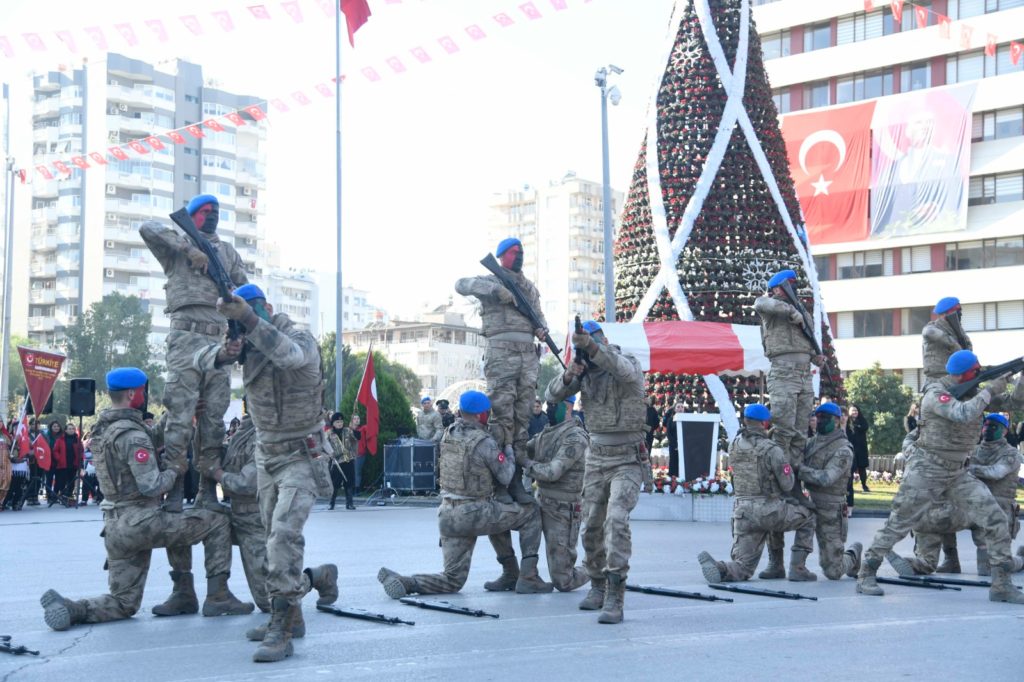 Adana’nın düşman işgalinden kurtuluşunun 101. yıldönümü törenlerle kutlandı