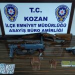 KOZAN POLİSİ 1 KALAŞNİKOF SİLAH VE 48 ADET MERMİ ELEGEÇİRDİ