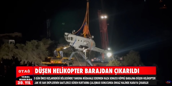 DÜŞEN HELİKOPTER BARAJDAN ÇIKARILDI