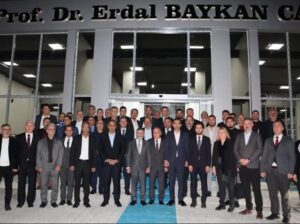 PROF. DR. ERDAL BAYKAN HOCAMIZA BÜYÜK ONUR