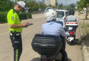 KOZAN’DA UYUŞTURUCU SATICISI 4 ŞAHIS TUTUKLANDI