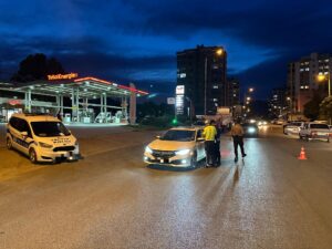KOZAN’DA BİR HAFTADA 23 ARAÇ VE 12 MOTOSİKLET TRAFİKTEN MEN EDİLDİ