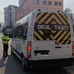 Kozan Emniyeti Uyuşturucu ve Silah Operasyonları, Trafik Denetimleri Gerçekleştirdi.