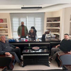 Kozan Organize Sanayi Bölgesi’nde faaliyet gösteren Yusuf Baysal Beton işyeri ziyaret edildi.