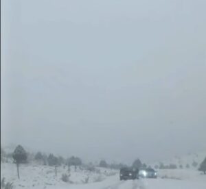 TUFANBEYLİ’DE YÜKSEK KESİMLERE KAR YAĞIŞI DEVAM EDİYOR