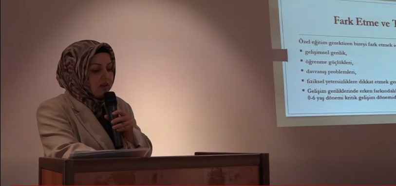 TUĞBA HANIM’DAN ENGELLİ AİLELERİNE YÖNELİK BİLGİLENDİRME SEMİNERİ