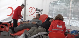 ŞEHİT SUAT OCAK İLKOKULU’NDA KAN BAĞIŞI KAMPANYASINA YOĞUN İLGİ