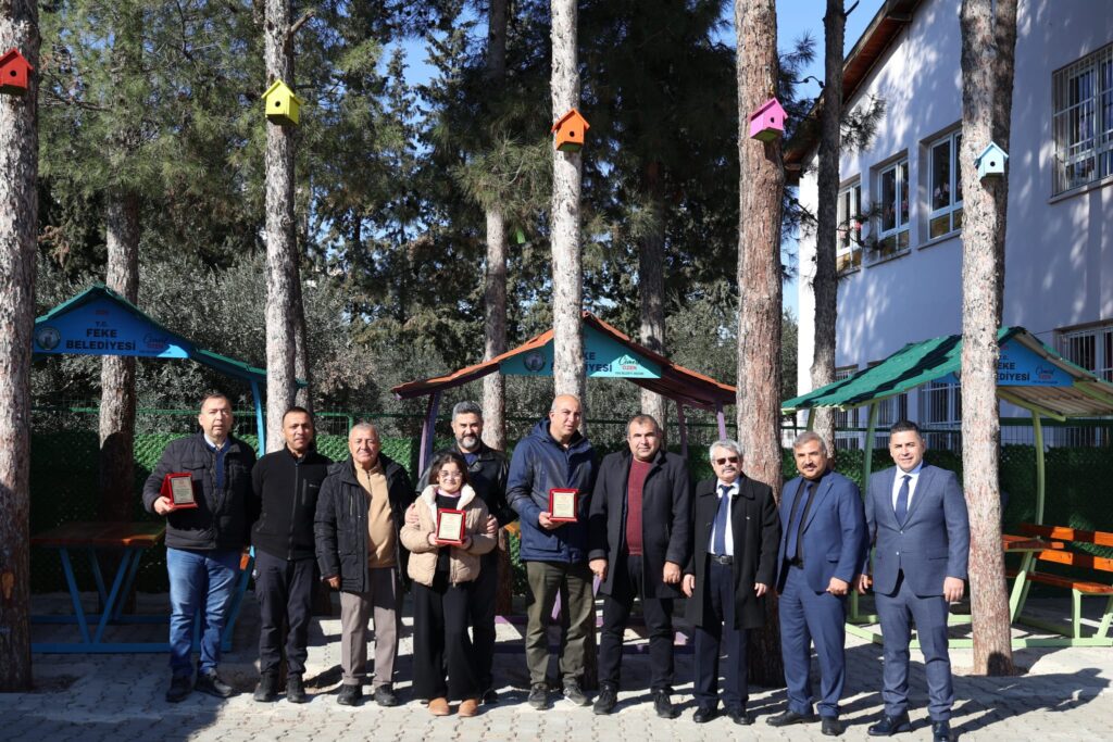 100. Yıl Şehit Serkan Ağca İlkokulu’nda Plaket Takdimi