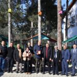 100. Yıl Şehit Serkan Ağca İlkokulu’nda Plaket Takdimi