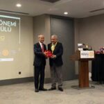 USTA KALAYCI HULUSİ DEVECİ’YE ROTARY’DEN TAKDİR ÖDÜLÜ