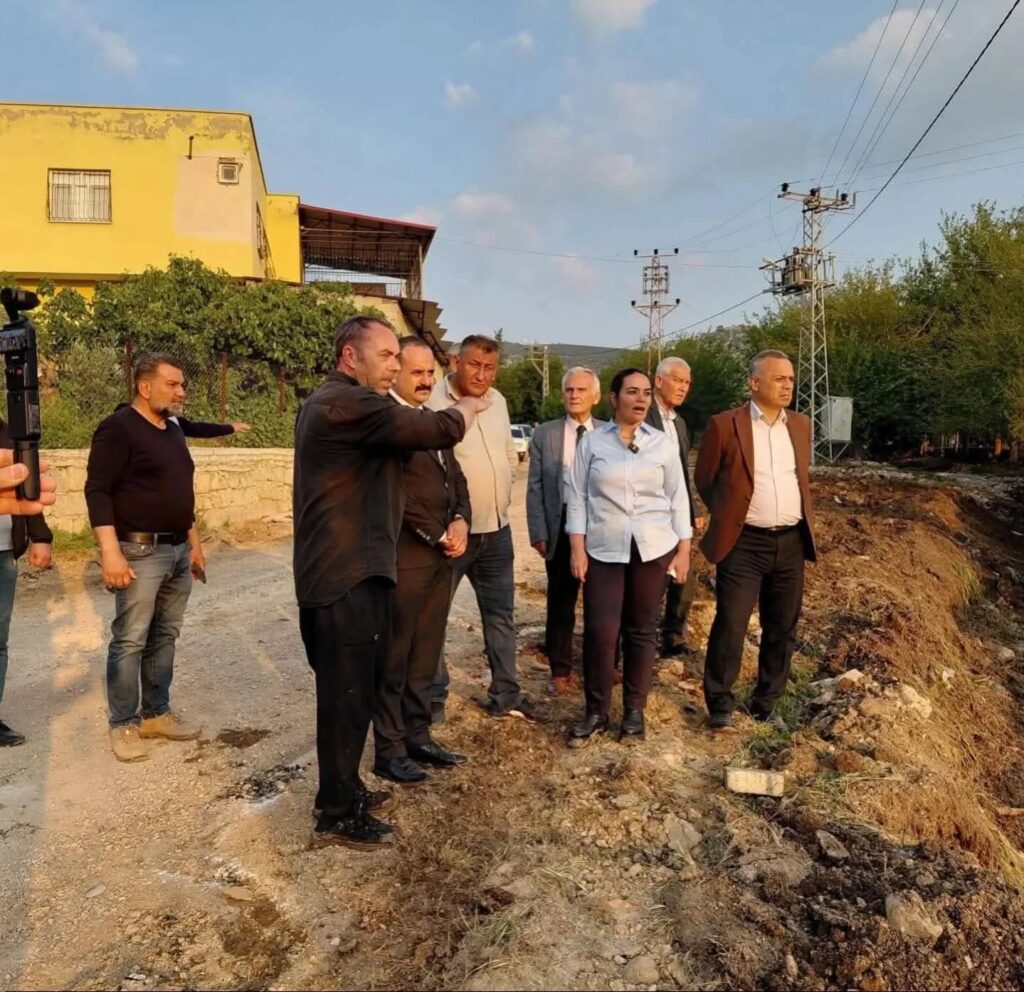 Ayyüce Türkeş Kozan’da Afet Bölgesinde – “Çiftçi Ayağa Kaldırılmalı”