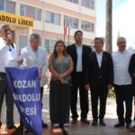 KOZAN LİSESİ’NDE TARİHİ BULUŞMA: 65. MEZUN YILI COŞKUYLA KUTLANDI!