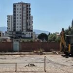 YIKILAN İMAM HATİP LİSESİ ALANINDA YOL ÇALIŞMASI BAŞLADI